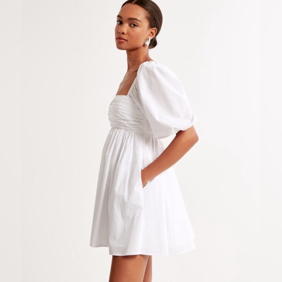Abercrombie & Fitch Dresses & Skirts - Abercrombie Fitch Ruched Bodice Puff Sleeve Mini Dress White Petite S
